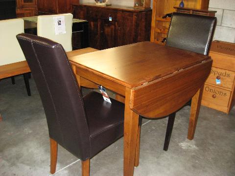 pine dining tables